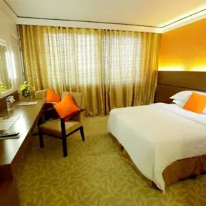https://the-royal-mandaya-hotel.davao-hotels.com